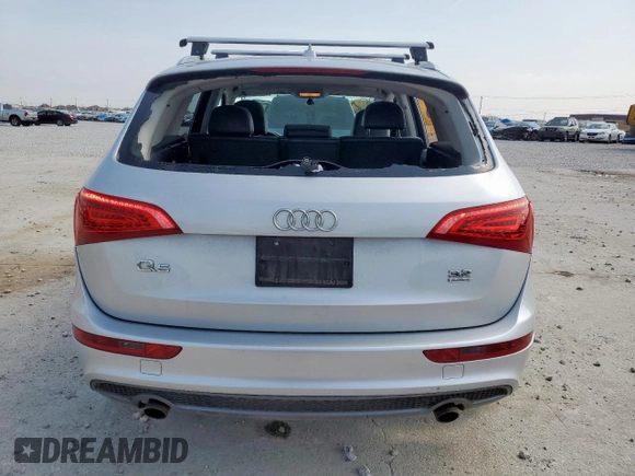 2011 Audi Q5 Premium Plus z VIN WA1DKAFP0BA041192, wystawiony jako Copart lot #54555265 z przebiegiem Nie podano mil oraz Szkoda całkowita • Salvage title. Historia ofert i sprzedaży dostępna na DreamBid. Obrazek 6.