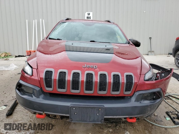 2017 Jeep Cherokee Trailhawk with VIN 1C4PJMBS1HW542699, listed as a Copart auction lot 57567725 with 108,790 mi miles and Non repairable. Bid and sale history available at DreamBid. Image 5.