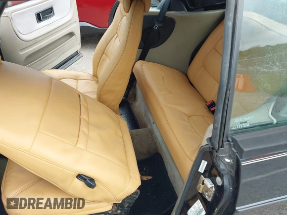 1994 Saab 900 z VIN YS3AK76E4R7002454, wystawiony jako IAAI lot #42147468 z przebiegiem 538 mil mil oraz . Historia ofert i sprzedaży dostępna na DreamBid. Obrazek 8.