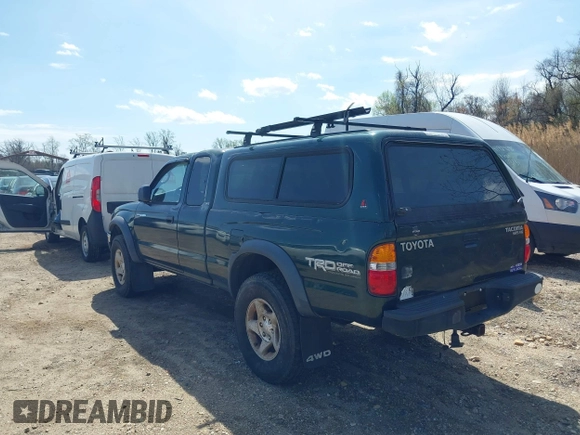 2003 Toyota Tacoma with VIN 5TEWN72N53Z185860, listed as a IAAI auction lot 41929543 with 324,407 mi miles. Bid and sale history available at carsss.com. Image 3.