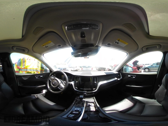 2019 Volvo XC60 Momentum with VIN LYV102DKXKB224961, listed as a IAAI auction lot 42377394 with 71,234 mi miles and . Bid and sale history available at DreamBid. Image 18.