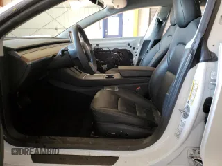 2023 Tesla Model 3 z VIN 5YJ3E1EA4PF475734, wystawiony jako Copart lot #46301445 z przebiegiem 20 643 mil mil oraz Szkoda całkowita • Salvage title. Historia ofert i sprzedaży dostępna na DreamBid. Obrazek 7.