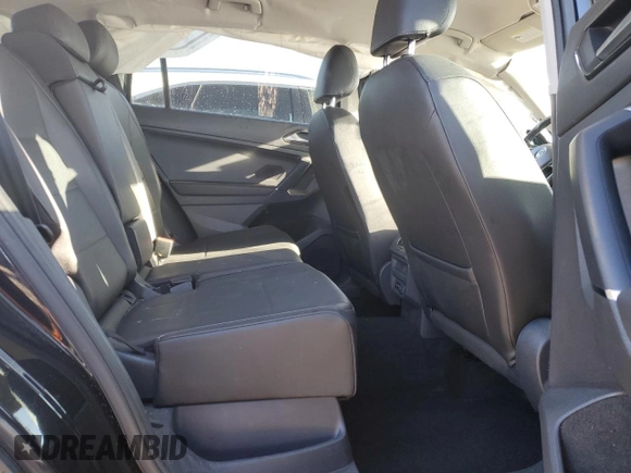 2018 Volkswagen Tiguan SEL с VIN 3VV2B7AX0JM087695, выставлен на аукционе Copart как лот 50602215 с пробегом 117 513 миль миль и Списание • Salvage title. История ставок и продаж доступна на DreamBid. Изображение 10.
