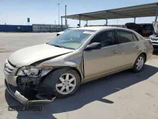 2006 Toyota Avalon XL z VIN 4T1BK36B96U096799, wystawiony jako Copart lot #52035465 z przebiegiem 166 197 mil mil oraz Szkoda całkowita • Salvage title. Historia ofert i sprzedaży dostępna na DreamBid. Obrazek 1.