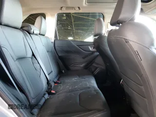 2024 Subaru Forester Touring z VIN JF2SKAMC3RH410742, wystawiony jako Copart lot #48563465 z przebiegiem 8 344 mil mil oraz Szkoda całkowita • Salvage title. Historia ofert i sprzedaży dostępna na DreamBid. Obrazek 10.