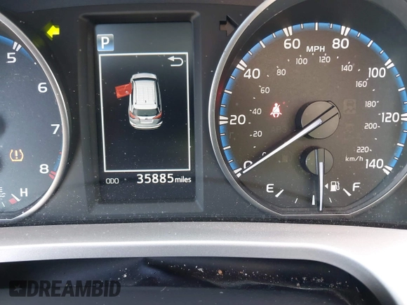 2017 Toyota RAV4 LE z VIN JTMZFREV1HJ114691, wystawiony jako IAAI lot #41920061 z przebiegiem 35 885 mil mil oraz . Historia ofert i sprzedaży dostępna na DreamBid. Obrazek 16.