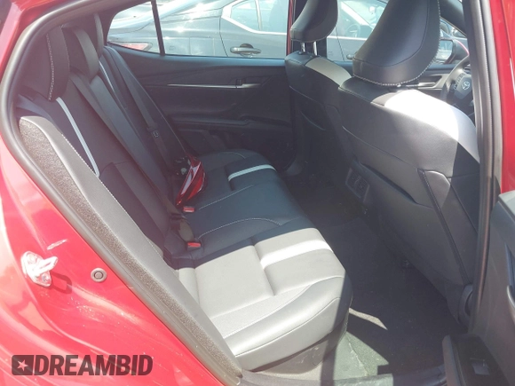 2025 Toyota Camry LE z VIN 4T1DAACK9SU100106, wystawiony jako IAAI lot #42390449 z przebiegiem 8 343 mil mil oraz . Historia ofert i sprzedaży dostępna na DreamBid. Obrazek 8.