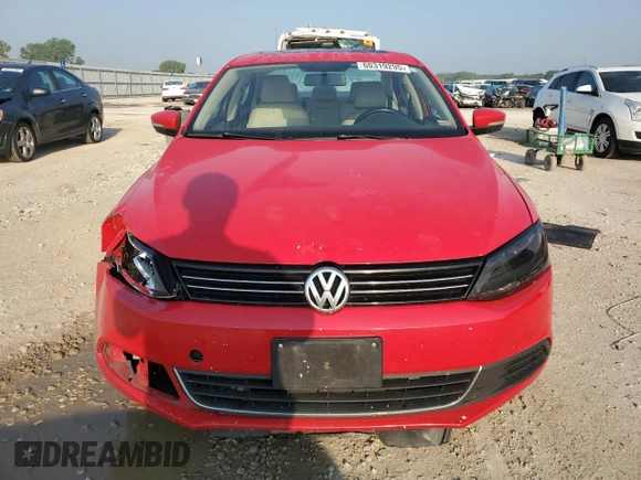 2013 Volkswagen Jetta SE with VIN 3VWDP7AJ8DM296673, listed as a Copart auction lot 60319295 with 236,599 mi miles and Salvage title. Bid and sale history available at DreamBid. Image 5.