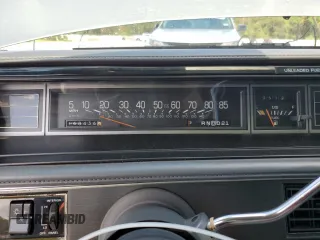 1991 Oldsmobile 88 z VIN 1G3HY54C4MH336805, wystawiony jako Copart lot #73367654 z przebiegiem 168 436 mil mil oraz Szkoda całkowita • Salvage title. Historia ofert i sprzedaży dostępna na DreamBid. Obrazek 9.