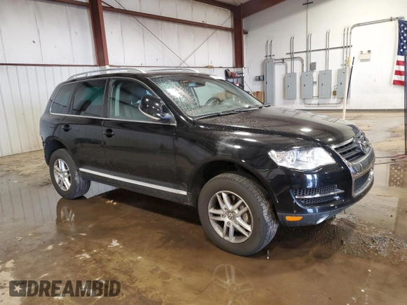 2008 Volkswagen Touareg 2 V6 with VIN WVGBE77L98D047403, listed as a Copart auction lot 43111075 with 119,407 mi miles and Salvage Title. Bid and sale history available at carsss.com. Image 4.
