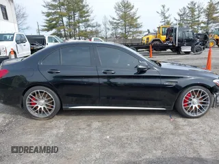 2016 Mercedes-Benz C 63 S AMG with VIN 55SWF8HB8GU118742, listed as a IAAI auction lot 41080786 with 128,170 mi miles and . Bid and sale history available at DreamBid. Image 14.