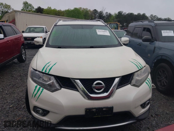 2015 Nissan Rogue SL with VIN 5N1AT2MVXFC760372, listed as a IAAI auction lot 41970884 with 196,344 mi miles. Bid and sale history available at carsss.com. Image 12.