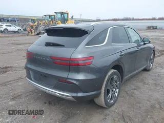 2023 Genesis GV70 Advanced z VIN 5NMMCET18PH000249, wystawiony jako IAAI lot #42013729 z przebiegiem 22 282 mil mil oraz . Historia ofert i sprzedaży dostępna na DreamBid. Obrazek 4.