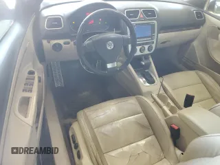 2007 Volkswagen Eos 2.0T with VIN WVWFA71F97V027228, listed as a Copart auction lot 42867725 with 101,580 mi miles and Clean Title. Bid and sale history available at DreamBid. Image 8.