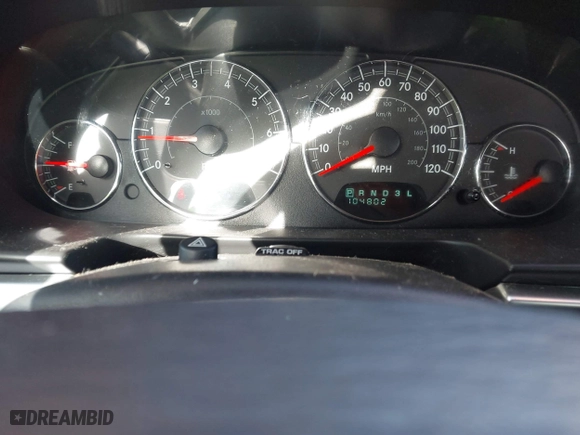 2004 Chrysler Sebring LXi with VIN 1C3EL55R54N263129, listed as a IAAI auction lot 41825165 with 104,802 mi miles. Bid and sale history available at carsss.com. Image 7.