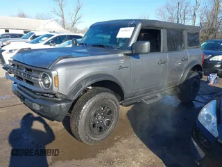 2024 Ford Bronco Big Bend z VIN 1FMDE7BH8RLA24276, wystawiony jako IAAI lot #41560223 z przebiegiem 17 330 mil mil oraz . Historia ofert i sprzedaży dostępna na DreamBid. Obrazek 17.