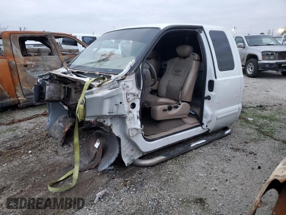 2003 Ford Super Duty F-250 XL with VIN 1FTNX21P33EC60490, listed as a Copart auction lot 86859084 with 0 mi miles and Non Repairable. Bid and sale history available at carsss.com. Image 1.
