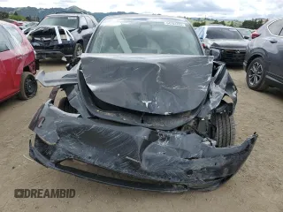 2021 Tesla Model Y Long Range z VIN 5YJYGDEE7MF093942, wystawiony jako Copart lot #54762425 z przebiegiem 20 492 mil mil oraz Szkoda całkowita • Salvage title. Historia ofert i sprzedaży dostępna na DreamBid. Obrazek 5.