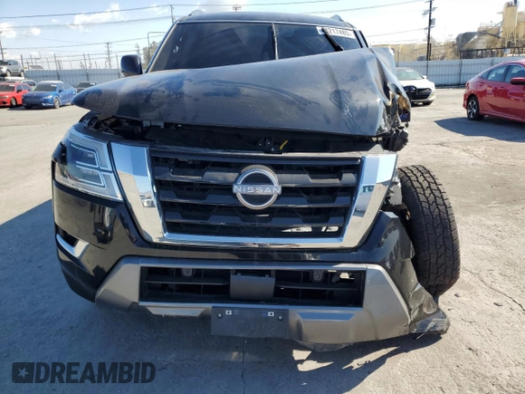 2021 Nissan Armada SV z VIN JN8AY2AD5M9661829, wystawiony jako Copart lot #44217485 z przebiegiem 91 246 mil mil oraz Czysty tytuł • Clean title. Historia ofert i sprzedaży dostępna na DreamBid. Obrazek 5.