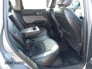 2022 Jeep Compass Latitude Lux с VIN 3C4NJDFB0NT171103, выставлен на аукционе IAAI как лот 41857327 с пробегом 17 940 миль миль и . История ставок и продаж доступна на DreamBid. Изображение 8.
