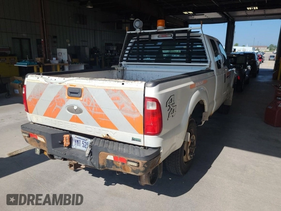 2011 Ford F-250 XL with VIN 1FT7X2B63BEC07690, listed as a IAAI auction lot 42827998 with 416,255 mi miles and . Bid and sale history available at DreamBid. Image 22.