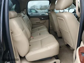 2013 Chevrolet Avalanche LTZ with VIN 3GNTKGE78DG317989, listed as a Copart auction lot 49081065 with 122,696 mi miles and Salvage Title. Bid and sale history available at carsss.com. Image 10.