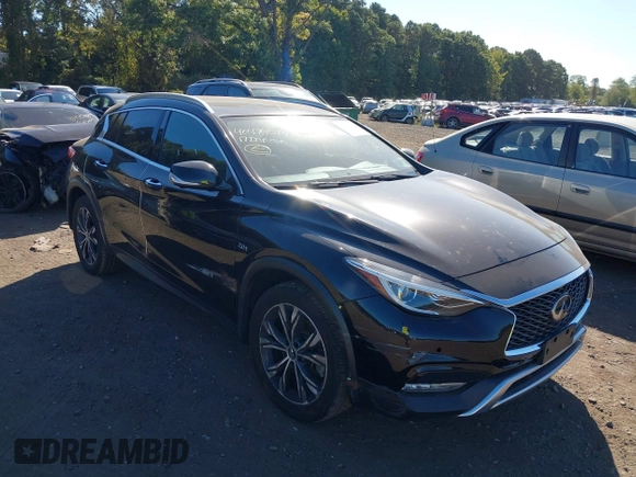 2017 Infiniti QX30 Luxury with VIN SJKCH5CR8HA032677, listed as a IAAI auction lot 40474574 with 75,902 mi miles. Bid and sale history available at carsss.com. Image 6.