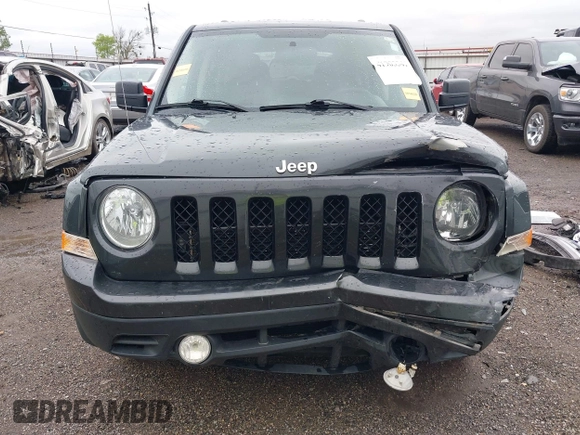 2011 Jeep Patriot Sport with VIN 1J4NT1GA9BD122962, listed as a IAAI auction lot 41903341 with 114,297 mi miles and . Bid and sale history available at carsss.com. Image 12.