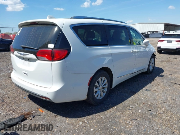 2018 Chrysler Pacifica Touring L Plus с VIN 2C4RC1EG9JR131199, выставлен на аукционе IAAI как лот 41866059 с пробегом 36 686 миль миль и . История ставок и продаж доступна на DreamBid. Изображение 4.