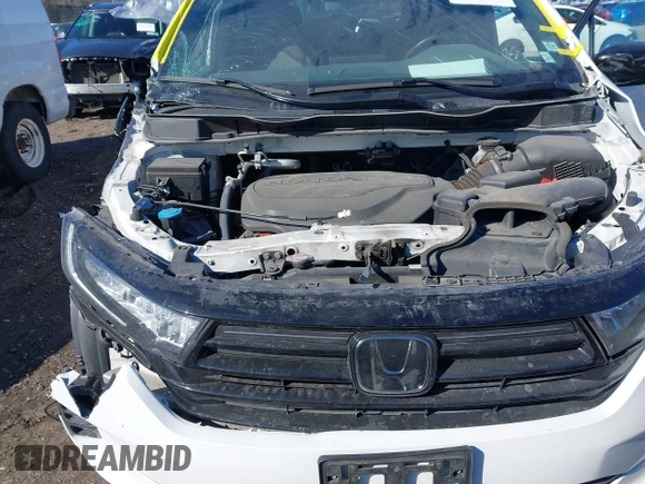 2024 Honda Odyssey Sport with VIN 5FNRL6H78RB005741, listed as a IAAI auction lot 41730895 with 99,392 mi miles and . Bid and sale history available at DreamBid. Image 6.