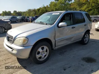 2002 Mercedes-Benz M-Class with VIN 4JGAB54E52A337189, listed as a Copart auction lot 71348154 with 220,378 mi miles and Salvage Title. Bid and sale history available at carsss.com. Image 1.