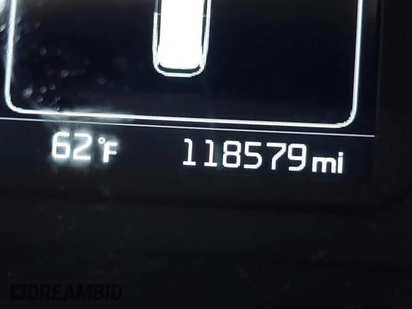 2018 Kia Sorento LX with VIN 5XYPGDA37JG376605, listed as a IAAI auction lot 41812731 with 118,579 mi miles. Bid and sale history available at carsss.com. Image 15.
