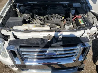 2009 Ford Explorer Eddie Bauer z VIN 1FMEU64E49UA08896, wystawiony jako Copart lot #57346895 z przebiegiem 106 106 mil mil oraz Czysty tytuł • Clean title. Historia ofert i sprzedaży dostępna na DreamBid. Obrazek 12.