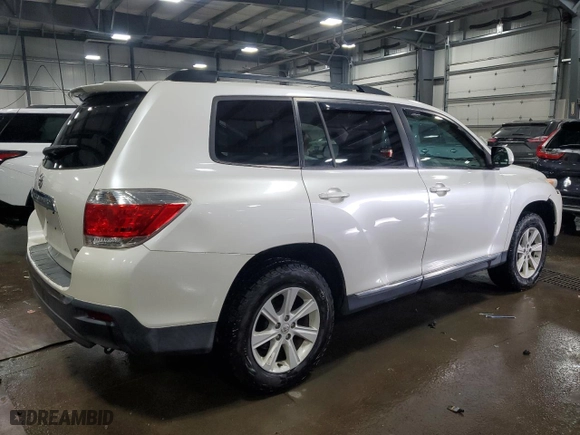 2013 Toyota Highlander with VIN 5TDBK3EH9DS238368, listed as a Copart auction lot 45499285 with 164,319 mi miles and Salvage Title. Bid and sale history available at carsss.com. Image 3.