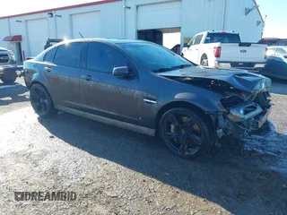 2009 Pontiac G8 GT with VIN 6G2EC57Y79L208207, listed as a IAAI auction lot 41232537 with 180,614 mi miles. Bid and sale history available at carsss.com. Image 1.