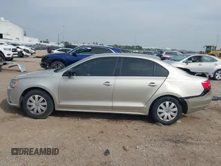 2015 Volkswagen Jetta S с VIN 3VW2K7AJ6FM261493, выставлен на аукционе IAAI как лот 41691294 с пробегом 161 403 миль миль и . История ставок и продаж доступна на DreamBid. Изображение 15.