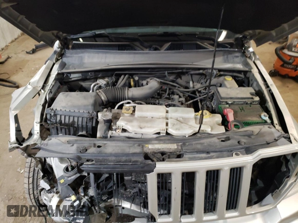 2009 Jeep Liberty Sport with VIN 1J8GN28K99W532027, listed as a Copart auction lot 48662355 with 120,946 mi miles and Salvage Title. Bid and sale history available at DreamBid. Image 12.