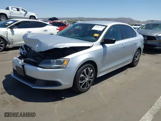 2014 Volkswagen Jetta Sedan TDI with VIN 3VWLL7AJ0EM331537, listed as a IAAI auction lot 42042694 with 164,268 mi miles. Bid and sale history available at carsss.com. Image 17.