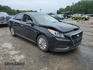 2017 Hyundai Sonata Hybrid SE with VIN KMHE24L19HA047623, listed as a Copart auction lot 62664743 with 162,433 mi miles. Bid and sale history available at carsss.com. Image 4.