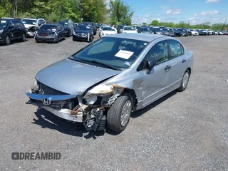 2009 Honda Civic DX-VP z VIN 2HGFA16399H349229, wystawiony jako IAAI lot #41749953 z przebiegiem 201 533 mil mil oraz . Historia ofert i sprzedaży dostępna na DreamBid. Obrazek 2.