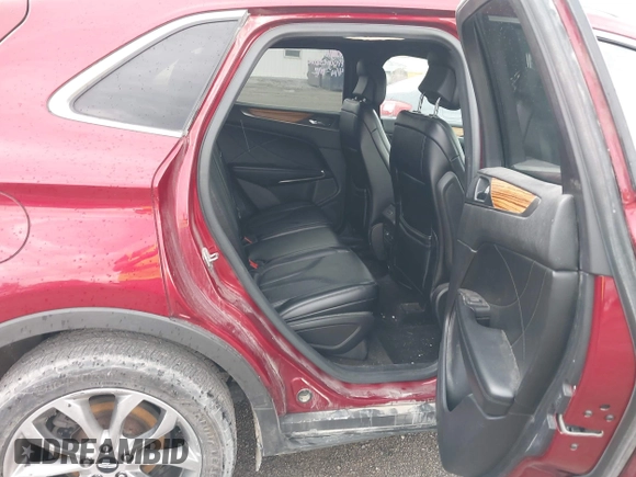 2015 Lincoln MKC z VIN 5LMCJ2A97FUJ06166, wystawiony jako IAAI lot #42098799 z przebiegiem 155 916 mil mil oraz . Historia ofert i sprzedaży dostępna na DreamBid. Obrazek 8.