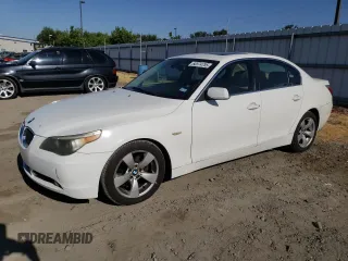 2007 BMW 5 Series 525i z VIN WBANE53527CY06293, wystawiony jako Copart lot #60574755 z przebiegiem 190 040 mil mil oraz Czysty tytuł • Clean title. Historia ofert i sprzedaży dostępna na DreamBid. Obrazek 1.