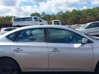 2018 Nissan Sentra S with VIN 3N1AB7AP8JY245450, listed as a IAAI auction lot 40917299 with 110,928 mi miles. Bid and sale history available at carsss.com. Image 13.