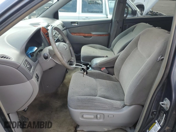 2006 Toyota Sienna XLE with VIN 5TDZA22C76S413580, listed as a Copart auction lot 52452535 with 165,195 mi miles and Clean Title. Bid and sale history available at carsss.com. Image 7.