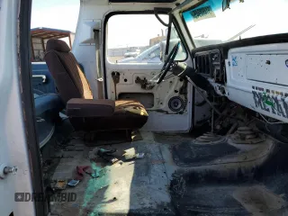 1978 Ford Bronco z VIN 000000U15HLBG4007, wystawiony jako Copart lot #51468945 z przebiegiem 94 228 mil mil oraz Tytuł czysty. Historia ofert i sprzedaży dostępna na DreamBid. Obrazek 10.