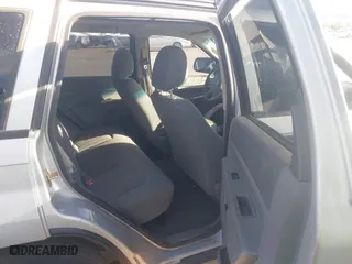 2006 Jeep Grand Cherokee Laredo with VIN 1J4HR48N46C309827, listed as a IAAI auction lot 41478173 with 179,278 mi miles. Bid and sale history available at carsss.com. Image 8.