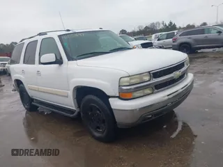 2005 Chevrolet Tahoe LT z VIN 1GNEC13TX5R272333, wystawiony jako IAAI lot #41551647 z przebiegiem 253 764 mil mil oraz . Historia ofert i sprzedaży dostępna na DreamBid. Obrazek 1.