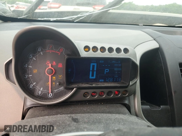 2015 Chevrolet Sonic LS with VIN 1G1JA5SH6F4152196, listed as a Copart auction lot 59096455 with 128,113 mi miles and Salvage title. Bid and sale history available at DreamBid. Image 9.