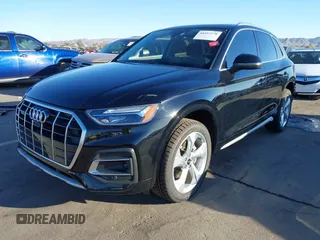 2021 Audi Q5 Premium Plus with VIN WA1BAAFYXM2139419, listed as a IAAI auction lot 41657770 with 40,164 mi miles. Bid and sale history available at carsss.com. Image 2.