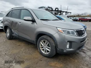 2014 Kia Sorento LX z VIN 5XYKT4A79EG480012, wystawiony jako Copart lot #80618754 z przebiegiem 213 740 mil mil oraz Czysty tytuł • Clean title. Historia ofert i sprzedaży dostępna na DreamBid. Obrazek 4.